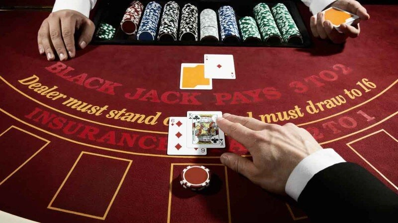Đọc vị đối thủ để nắm chắc thắng khi cá cược Blackjack